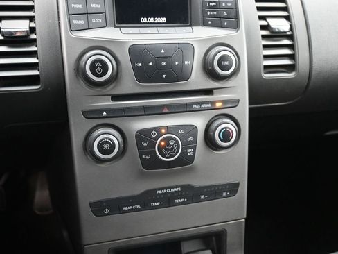 Used 2016 Ford Flex SE image 14