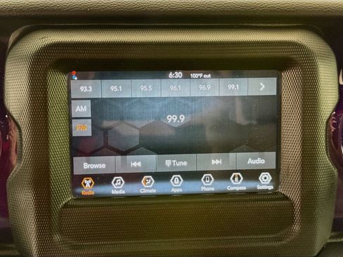 Used 2023 Jeep Wrangler Sport AWD/4WD image 14