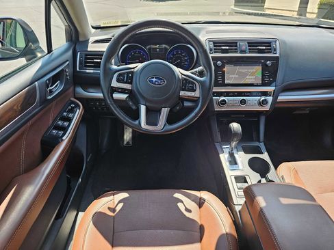 Used 2017 Subaru Outback 2.5i Touring w/ Popular Package #5A image 18