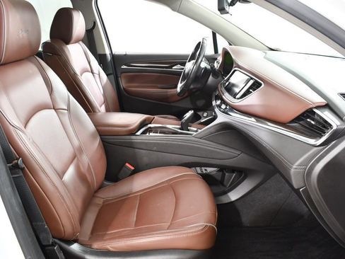 Used 2019 Buick Enclave Avenir AWD/4WD image 10