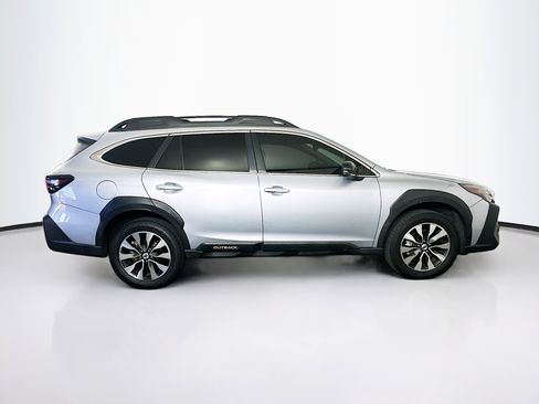 Used 2023 Subaru Outback Limited AWD/4WD image 10