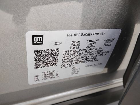 Used 2025 Chevrolet Trax LT w/ Driver Confidence Package FWD image 12