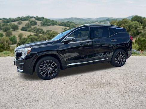 Certified 2024 GMC Terrain Denali w/ Black Diamond Edition AWD/4WD image 4