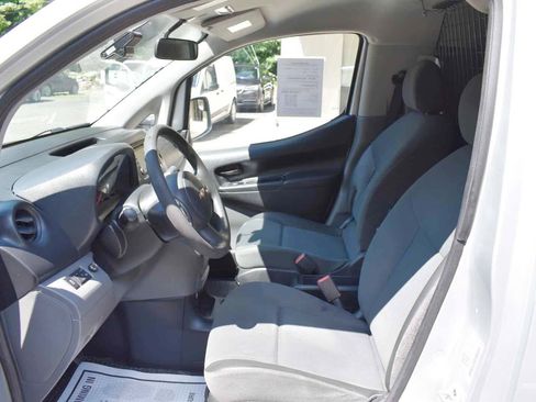 Used 2015 Chevrolet City Express LT w/ Technology Package FWD image 10