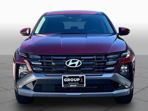 Used 2025 Hyundai Tucson SE FWD image 4