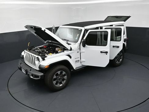 Used 2023 Jeep Wrangler Unlimited Sahara w/ LED Lighting Group AWD/4WD image 26