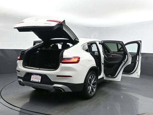 Used 2022 BMW X4 xDrive30i AWD/4WD image 31