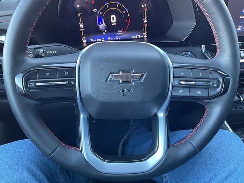 Used 2023 Chevrolet Colorado Z71 w/ Z71 Convenience Package 2 image 19