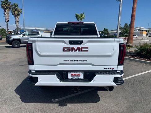 New 2026 GMC Sierra 2500 AT4 w/ Technology Package AWD/4WD image 5