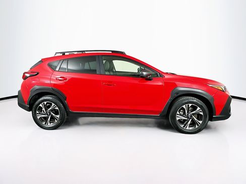 Used 2024 Subaru Crosstrek 2.0i Premium image 10