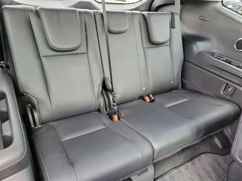 Used 2023 Subaru Ascent Limited w/ Technology Package image 36