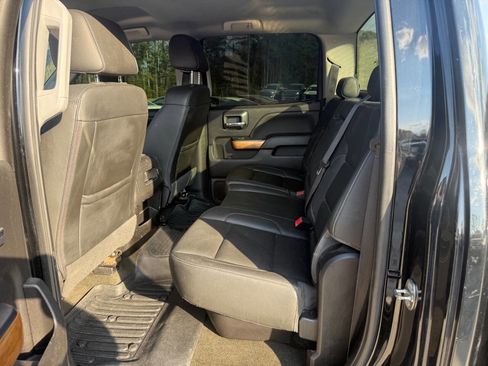 Used 2018 Chevrolet Silverado 3500 LTZ w/ Duramax Plus Package image 22