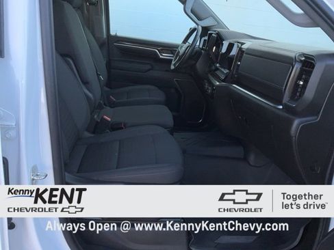 Used 2022 Chevrolet Silverado 1500 LT w/ Protection Package image 21