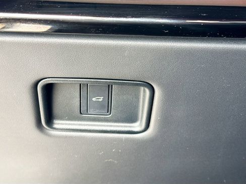 Used 2023 Land Rover Range Rover Sport SE Dynamic AWD/4WD image 11