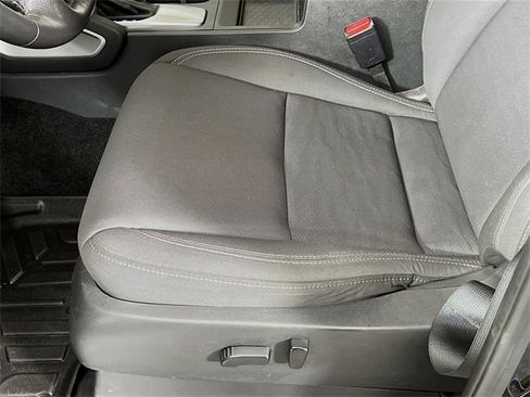 Used 2023 Nissan Frontier SV w/ SV Convenience Package image 20