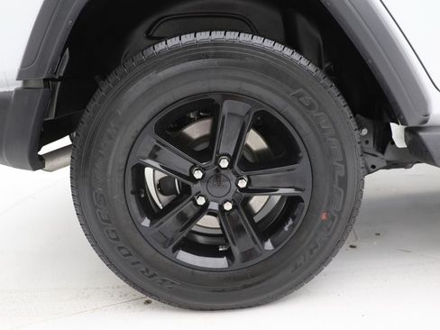 Used 2023 Jeep Wrangler Unlimited Sport AWD/4WD image 9