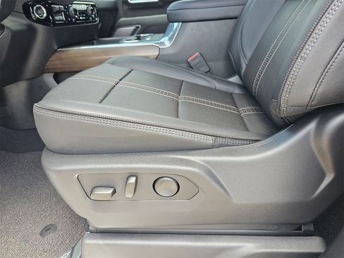 New 2025 Chevrolet Silverado 2500 High Country w/ Technology Package image 16