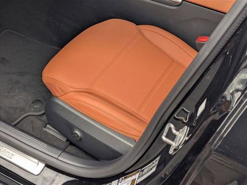 Used 2026 Mercedes-Benz C 300 Sedan image 4