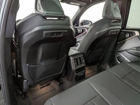 Used 2025 BMW X3 xDrive30i w/ Convenience Package image 41