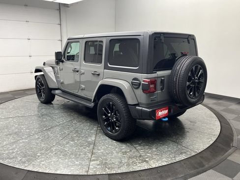 Used 2023 Jeep Wrangler Unlimited Sahara w/ Cold Weather Group AWD/4WD image 2