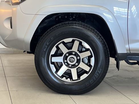 Used 2024 Toyota 4Runner TRD Off-Road Premium w/ Off Road Premium Plus Package AWD/4WD image 11
