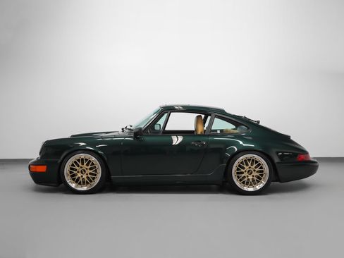 Used 1990 Porsche 911 Carrera RWD image 2