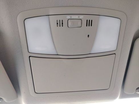 Used 2014 Nissan Rogue S w/ Convenience Package image 46