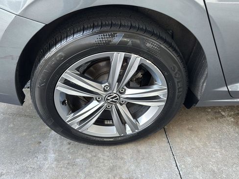 Used 2024 Volkswagen Jetta SE image 35