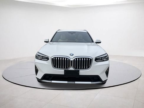 Used 2023 BMW X3 xDrive30i w/ Premium Package image 2