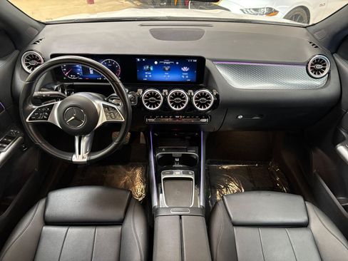 Used 2025 Mercedes-Benz GLA 250 4MATIC image 34