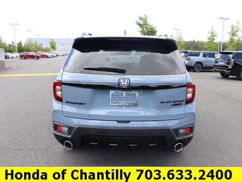 Certified 2024 Honda Passport Black Edition image 6
