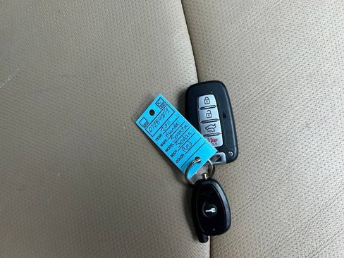 Used 2011 Hyundai Sonata Limited w/ Navigation Pkg 5 FWD image 29