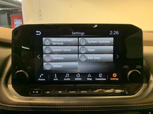 Used 2021 Nissan Rogue Platinum image 30