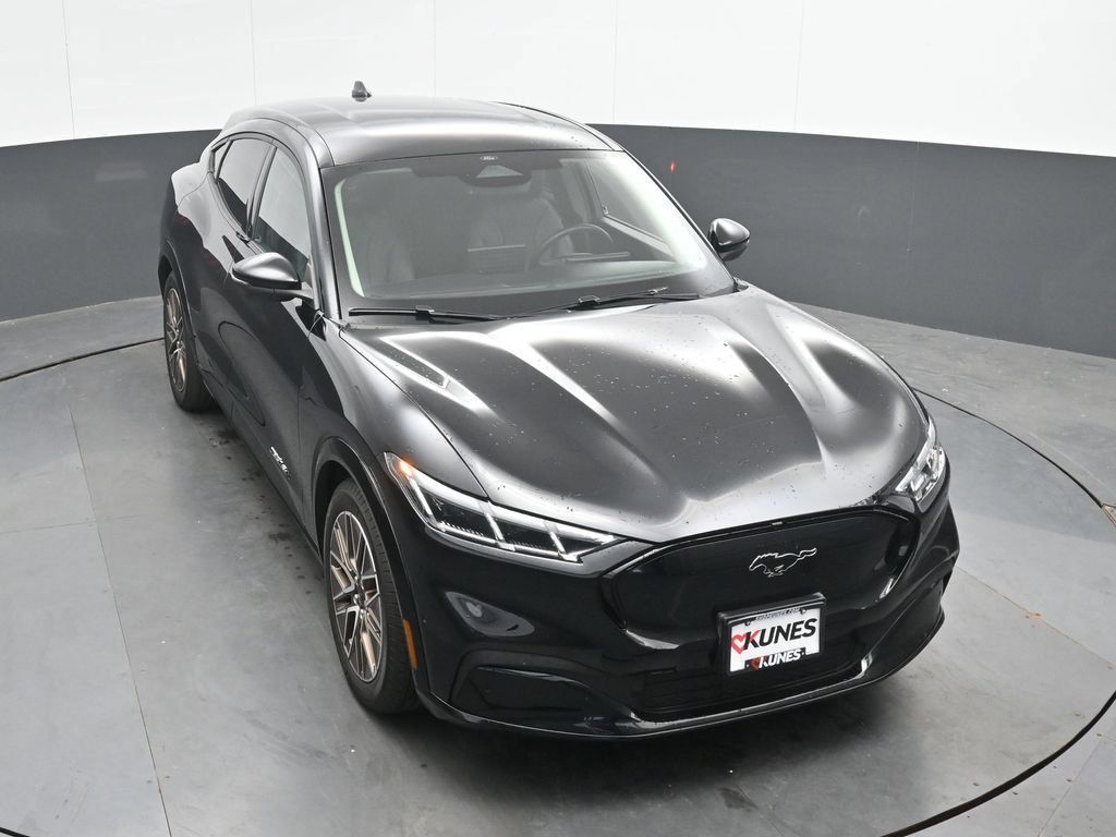 Used 2024 Ford Mustang Mach-E Premium AWD/4WD image 33