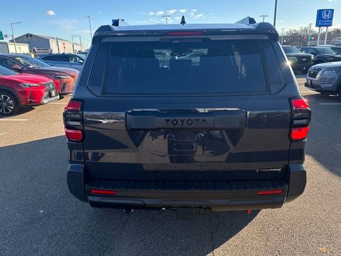 New 2026 Toyota 4Runner TRD Off-Road image 6