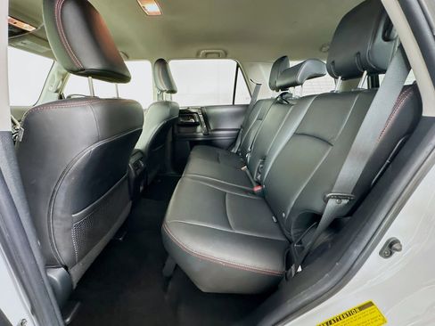 Used 2024 Toyota 4Runner TRD Off-Road Premium image 28