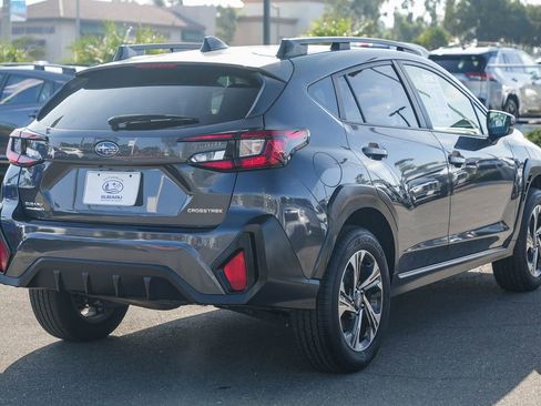 Certified 2024 Subaru Crosstrek 2.0i Premium image 5