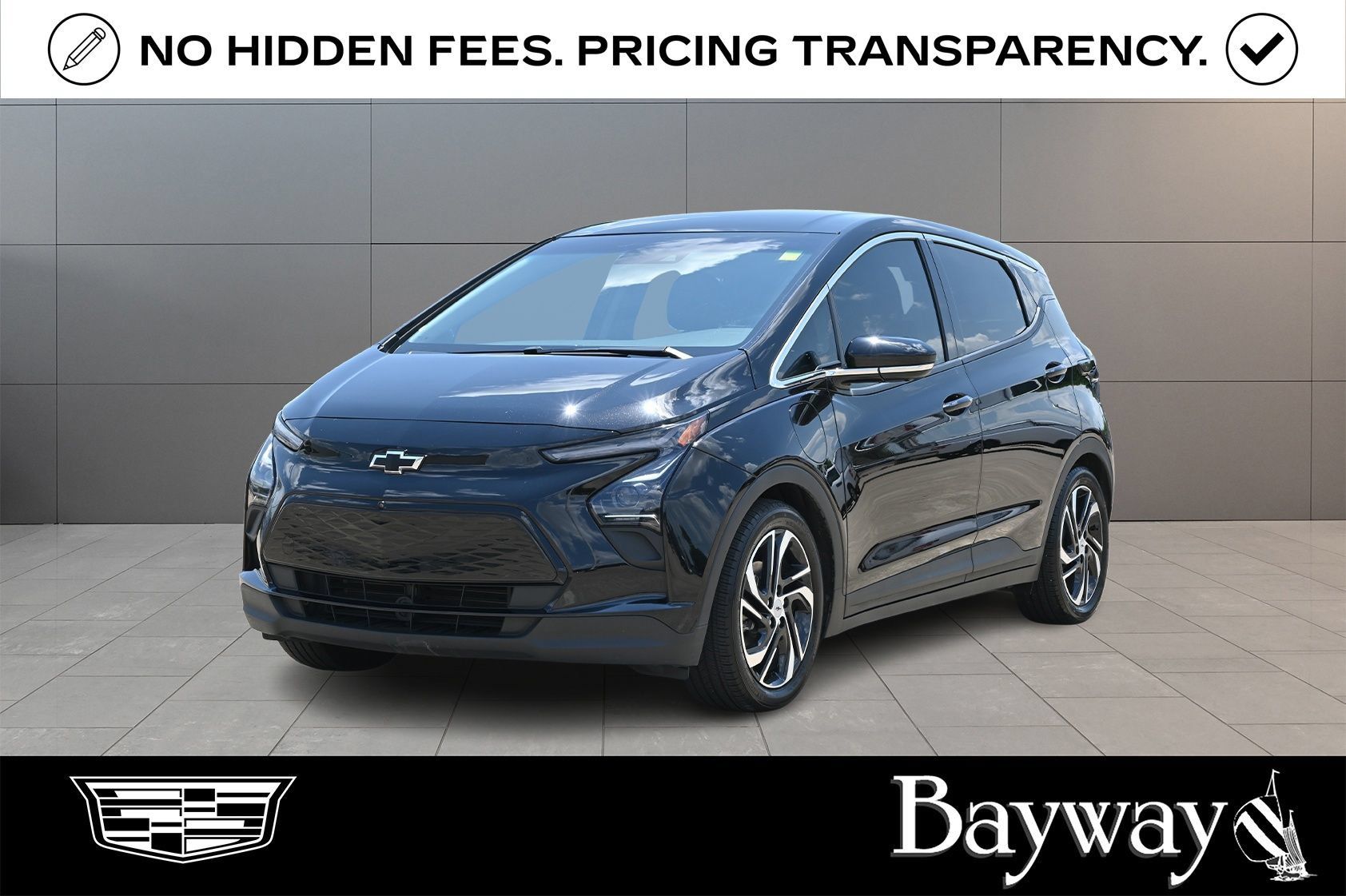 Used 2023 Chevrolet Bolt LT w/ Infotainment Package FWD image 1