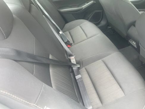 Used 2024 Nissan Altima 2.5 SV FWD image 9