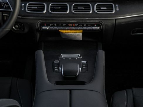 New 2026 Mercedes-Benz GLE 450 4MATIC image 10