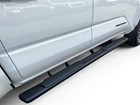 Used 2025 Toyota Tacoma TRD Sport image 16