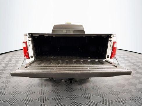 Used 2015 Ford F250 XLT w/ XLT Interior Package AWD/4WD image 22