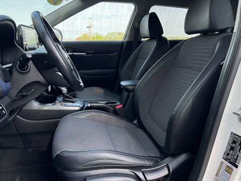 Used 2021 Kia Seltos S AWD/4WD image 14