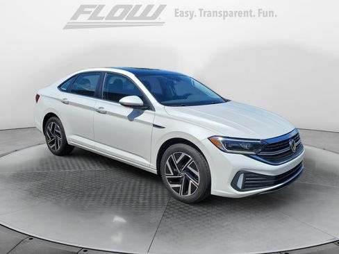 Used 2022 Volkswagen Jetta SEL FWD image 1