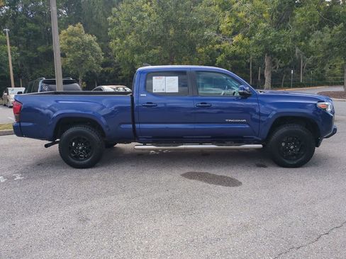 Used 2022 Toyota Tacoma 2WD Double Cab image 4