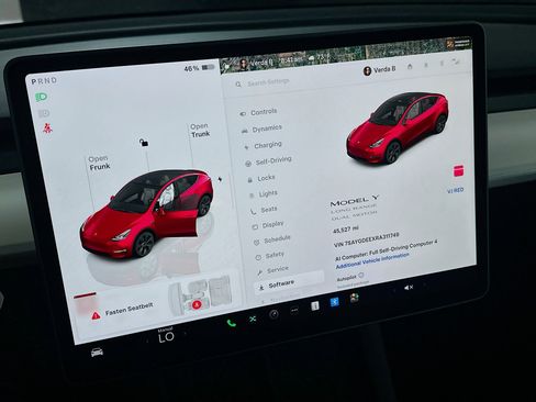 Used 2024 Tesla Model Y Long Range image 32