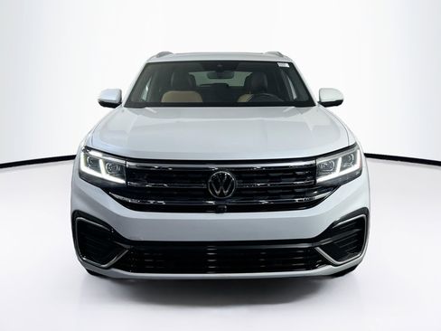 Used 2022 Volkswagen Atlas Cross Sport SEL Premium R-Line image 2