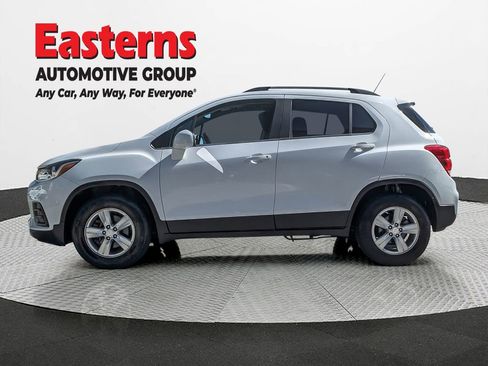Used 2020 Chevrolet Trax LT image 29