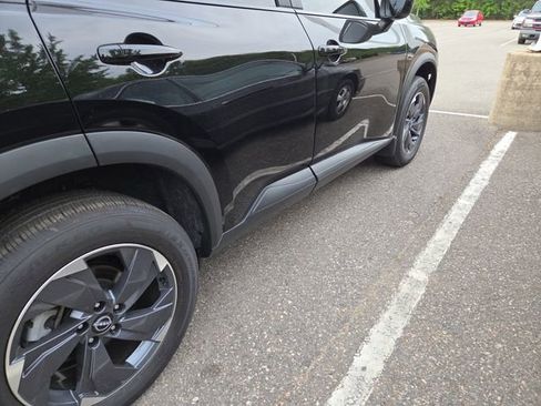 Used 2026 Nissan Rogue SV FWD image 10