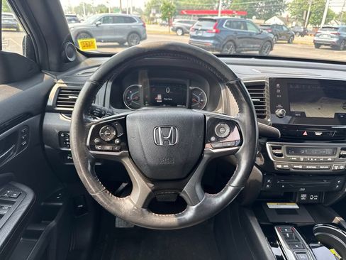 Used 2020 Honda Pilot Black Edition image 24